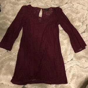 Maroon 1/3 sleeve length lace dress
